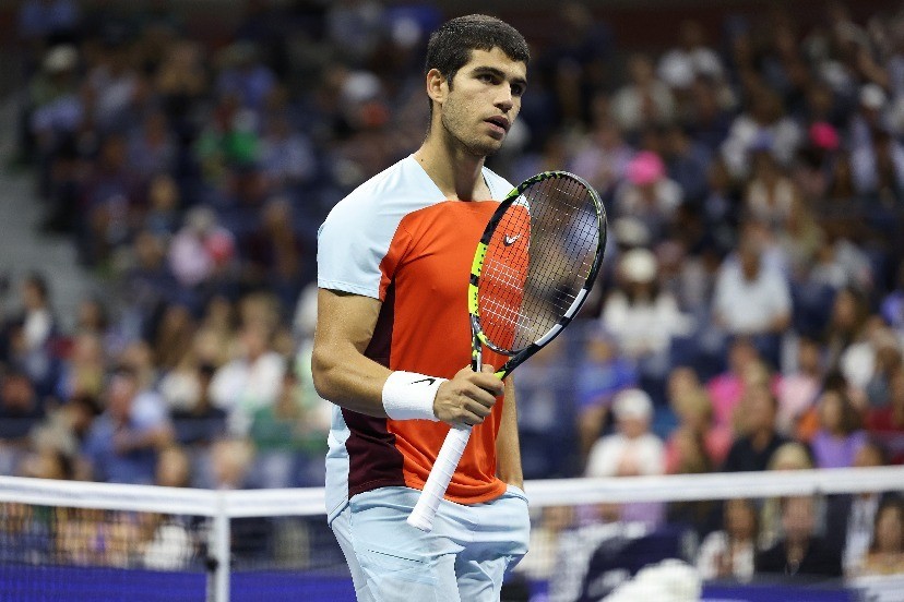 纵歌曼以其 纵歌曼以其